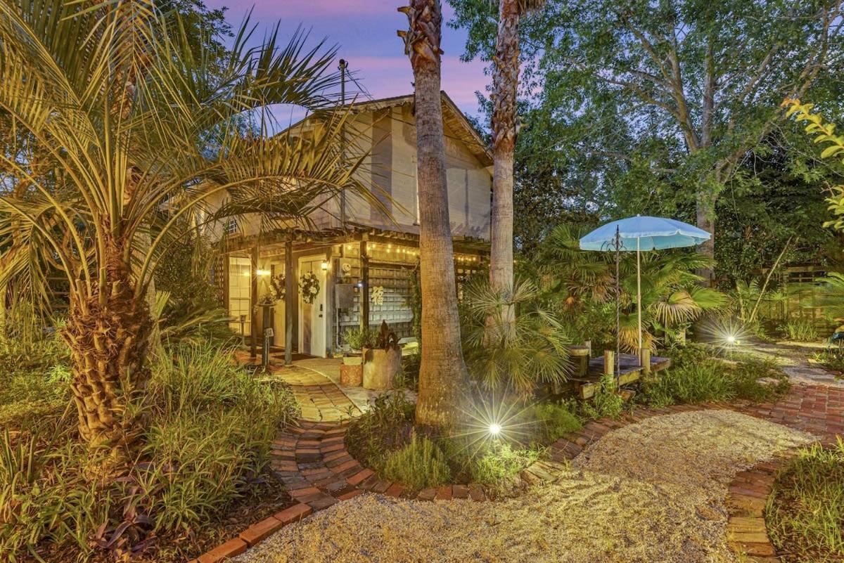 Bare Feet Bungalow -Close To Beach & Dog Friendly Гълфпорт Екстериор снимка