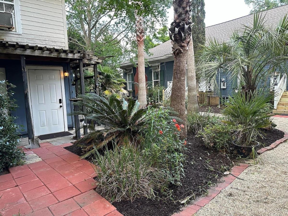 Bare Feet Bungalow -Close To Beach & Dog Friendly Гълфпорт Екстериор снимка