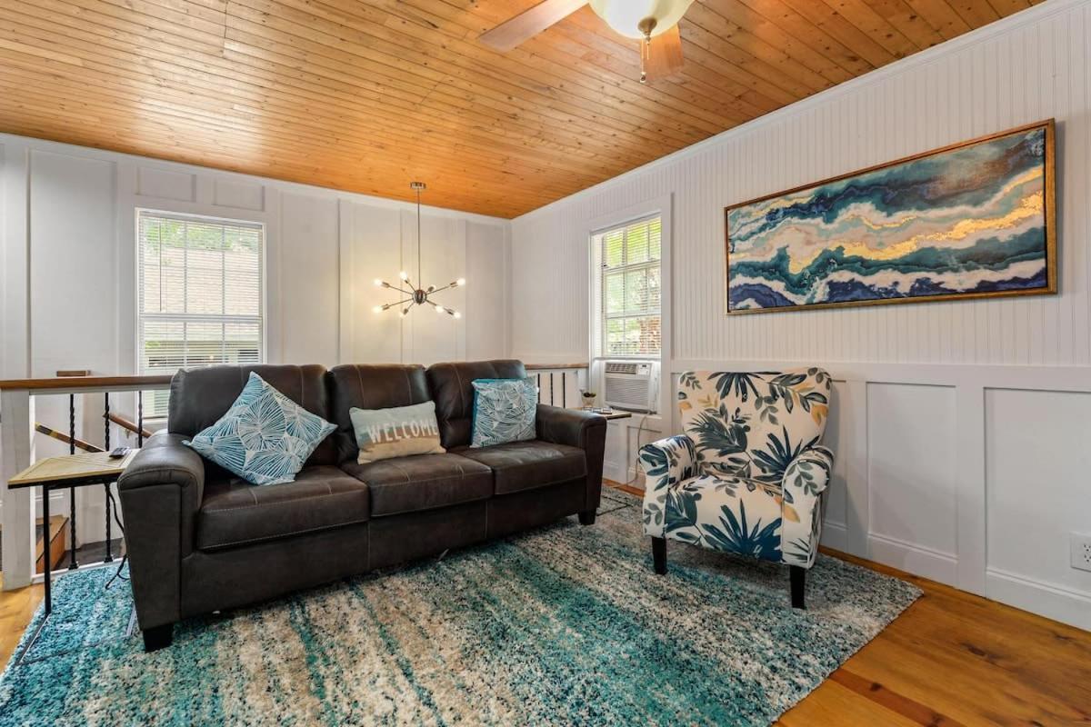 Bare Feet Bungalow -Close To Beach & Dog Friendly Гълфпорт Екстериор снимка